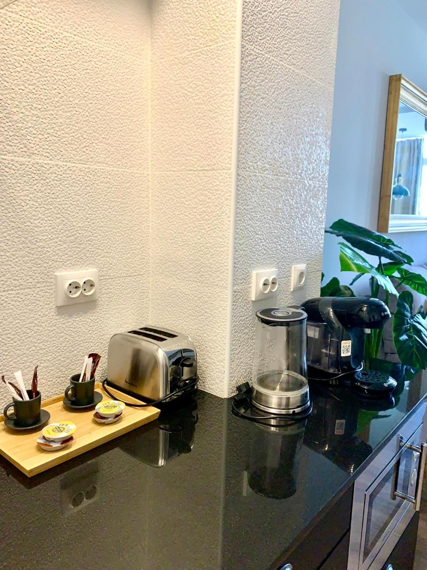 Ar Apartments - Central And Cozy Apartment In Benalmádena Eksteriør bilde