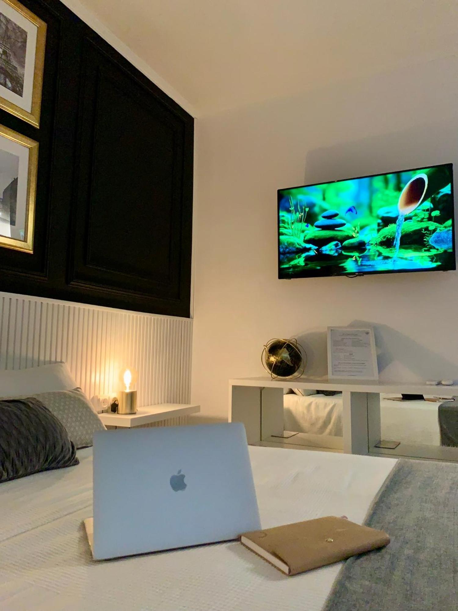 Ar Apartments - Central And Cozy Apartment In Benalmádena Eksteriør bilde