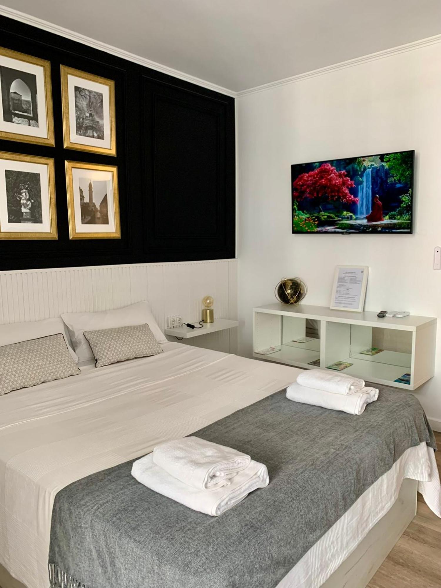 Ar Apartments - Central And Cozy Apartment In Benalmádena Eksteriør bilde