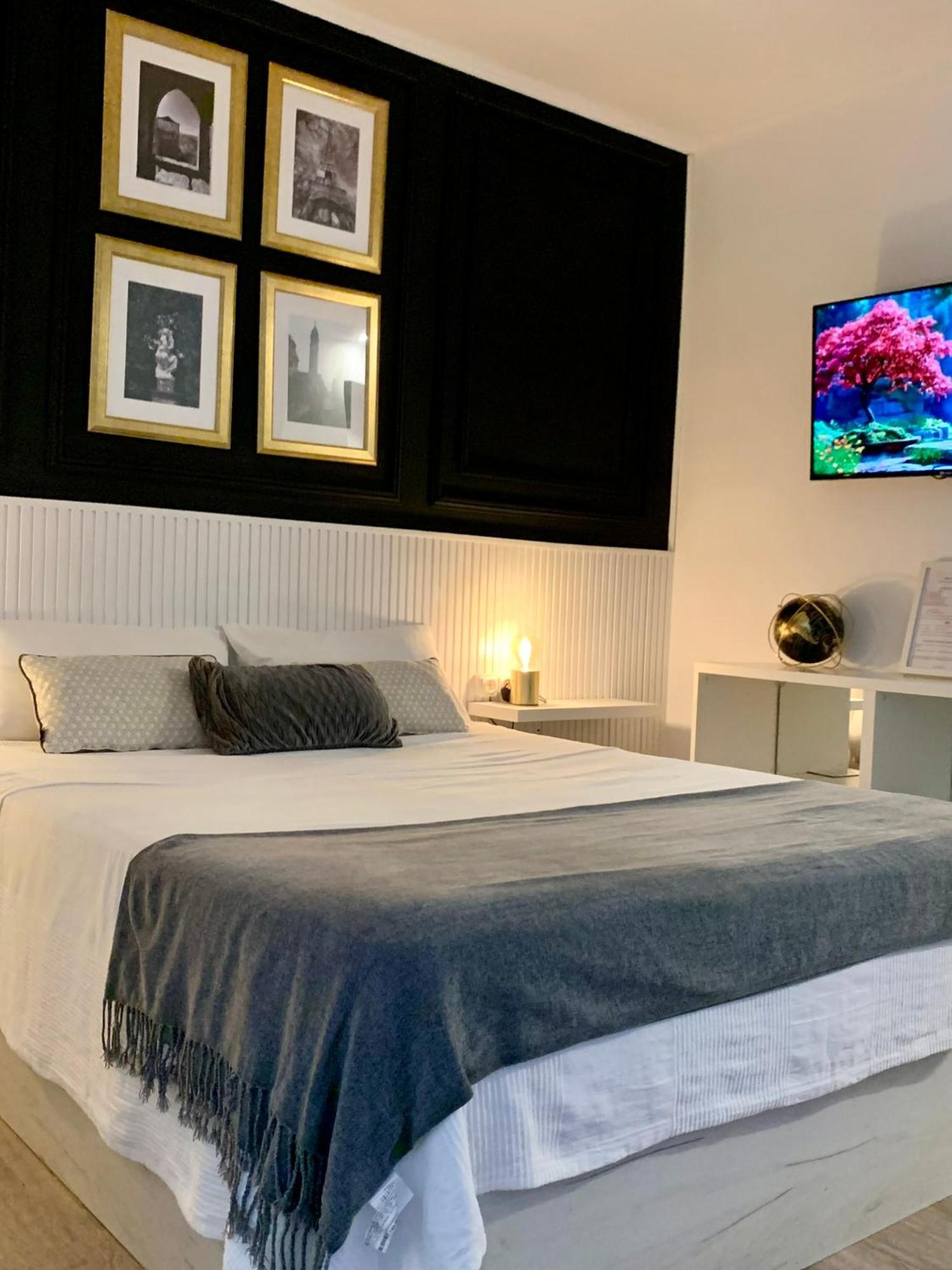 Ar Apartments - Central And Cozy Apartment In Benalmádena Eksteriør bilde