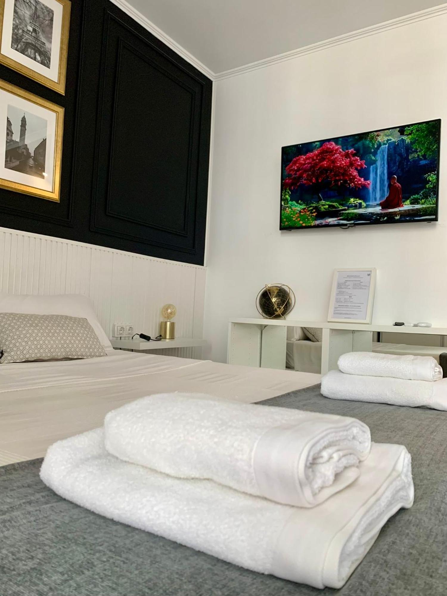Ar Apartments - Central And Cozy Apartment In Benalmádena Eksteriør bilde