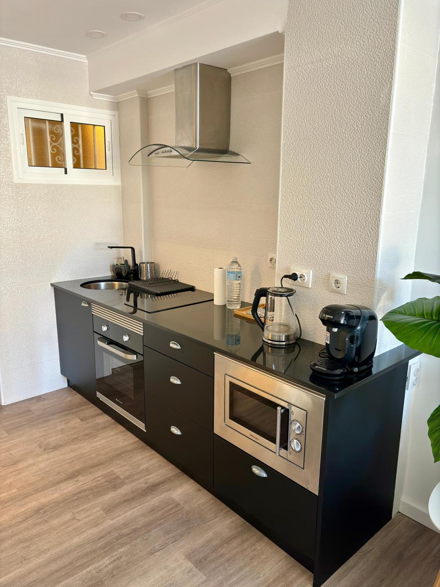 Ar Apartments - Central And Cozy Apartment In Benalmádena Eksteriør bilde