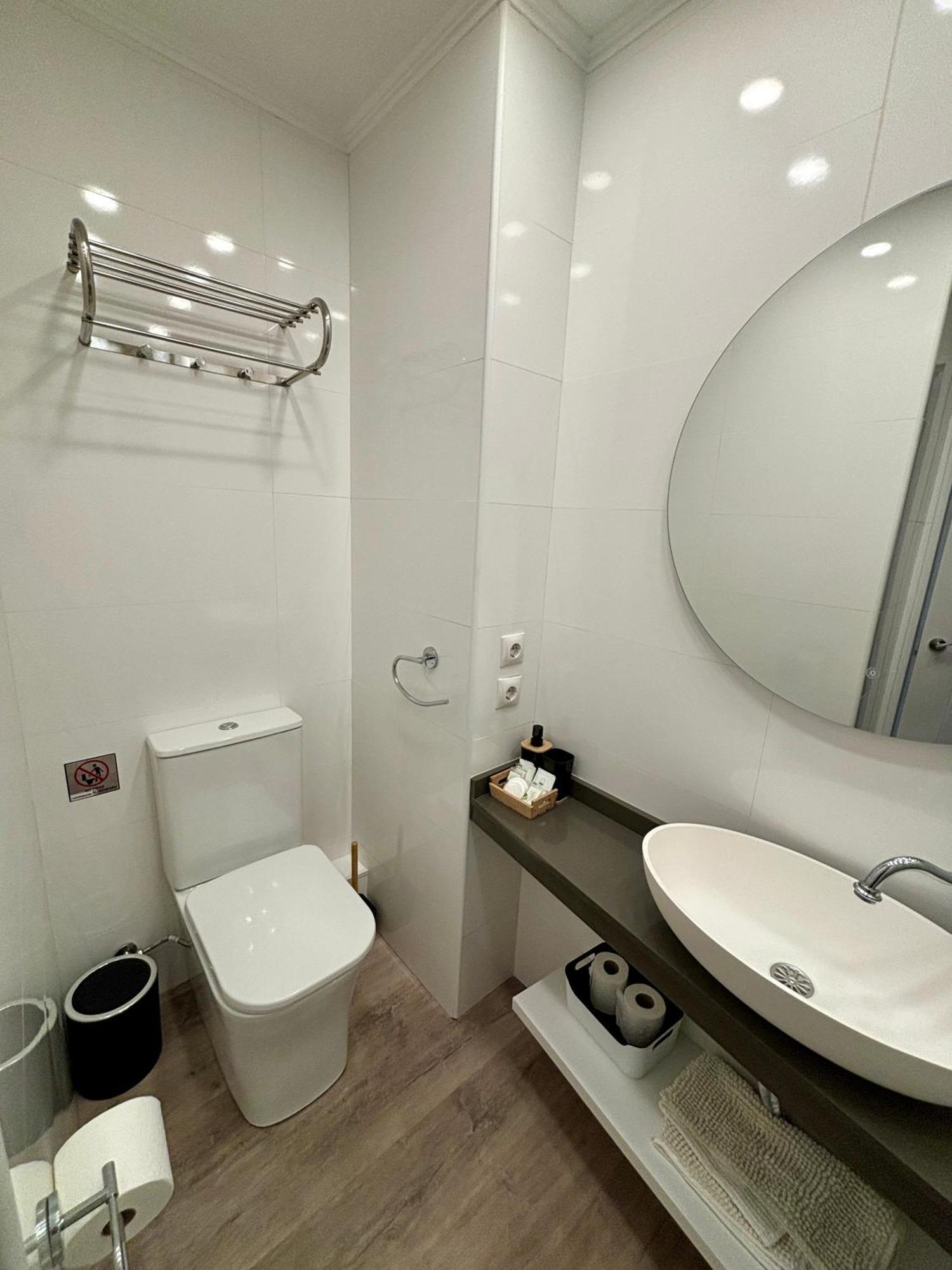 Ar Apartments - Central And Cozy Apartment In Benalmádena Eksteriør bilde