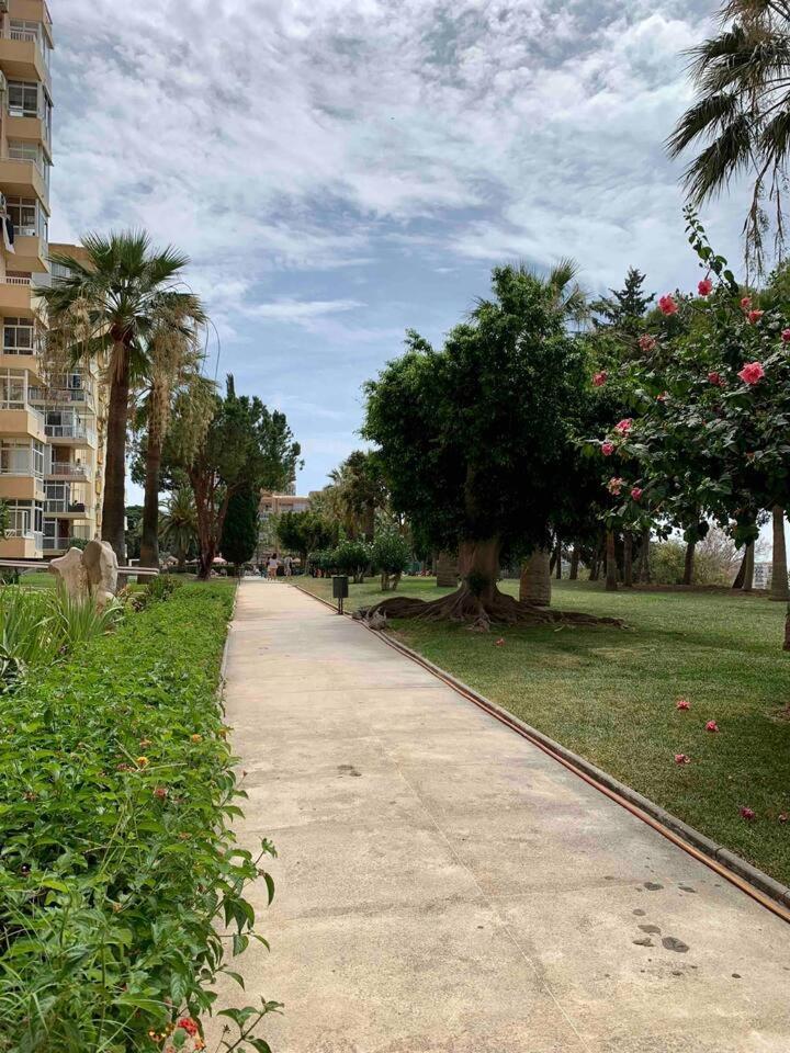 Ar Apartments - Central And Cozy Apartment In Benalmádena Eksteriør bilde